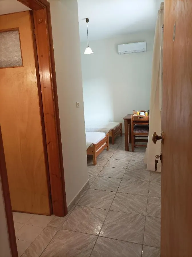 Stella Studios Lixouri Apartment