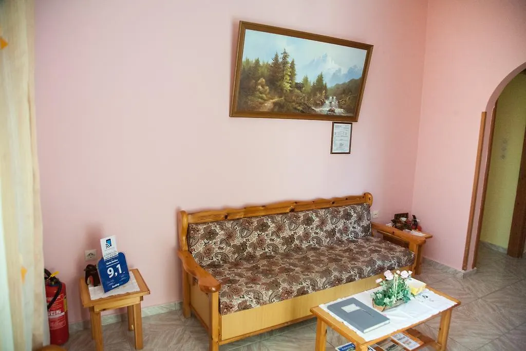 Stella Studios Lixouri Apartment
